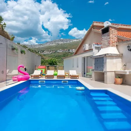 Amore Villa *